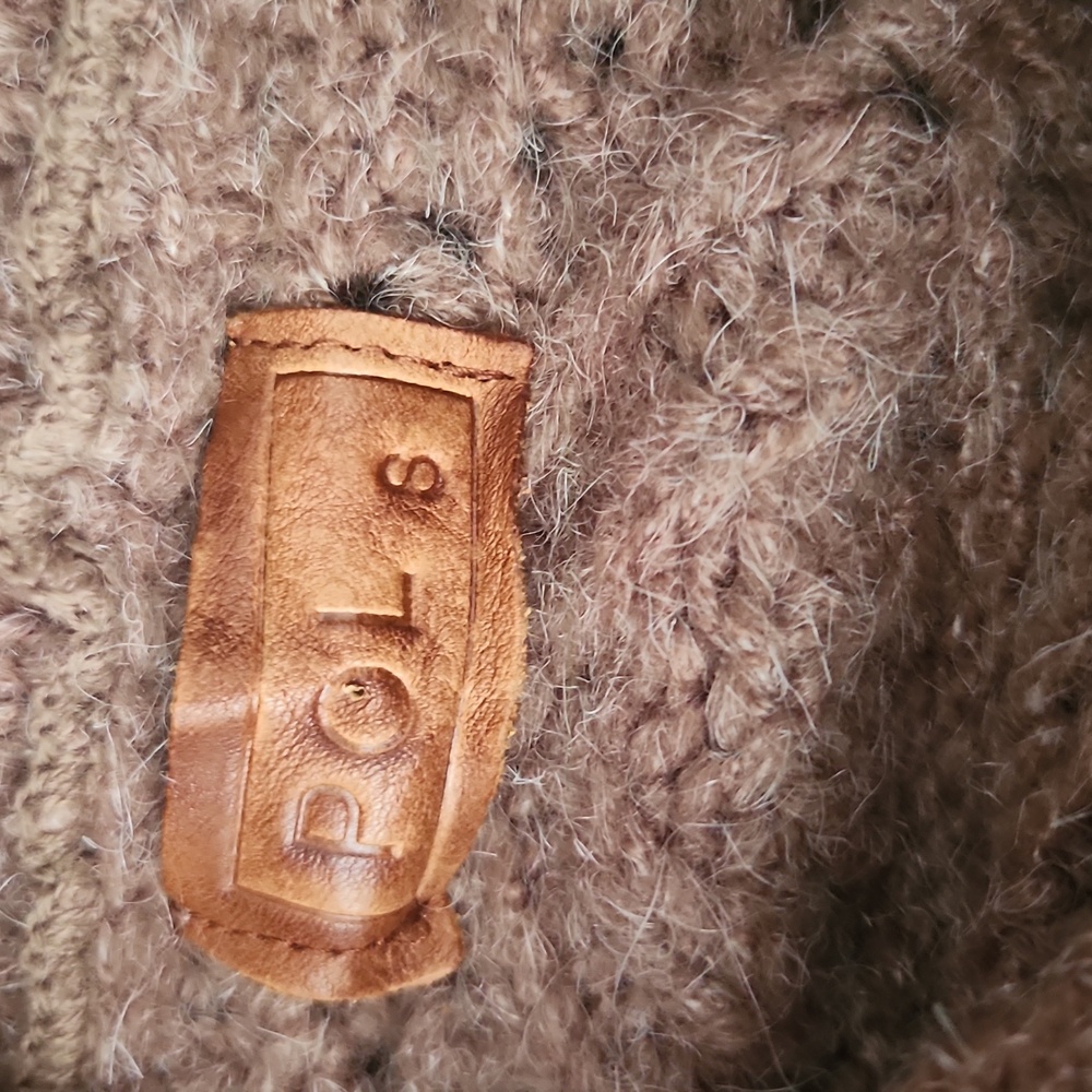 NWOT POL Sweater - Picture 7 of 9
